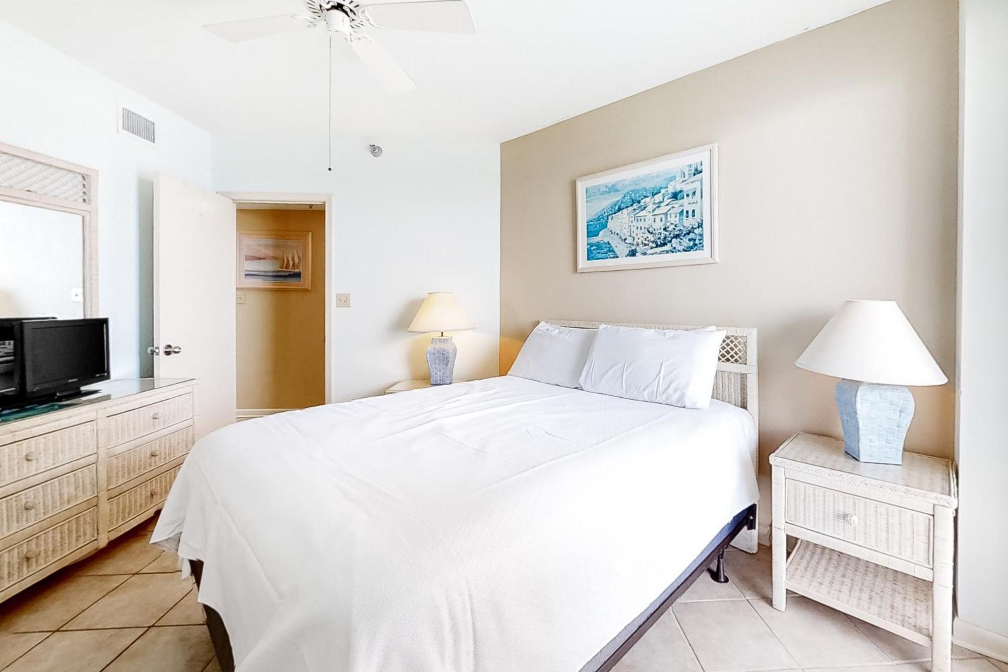 Bluewater Apartments III Orange Beach Room photo